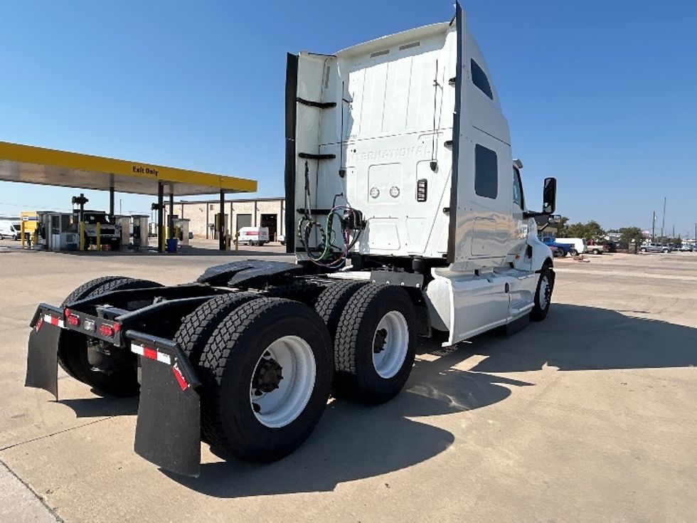 Sleeper Tractor-Heavy Duty Tractors-International-2021-LT625-Arlington-TX-447,910\n\t\tmiles-$ 56,750 - Image 7