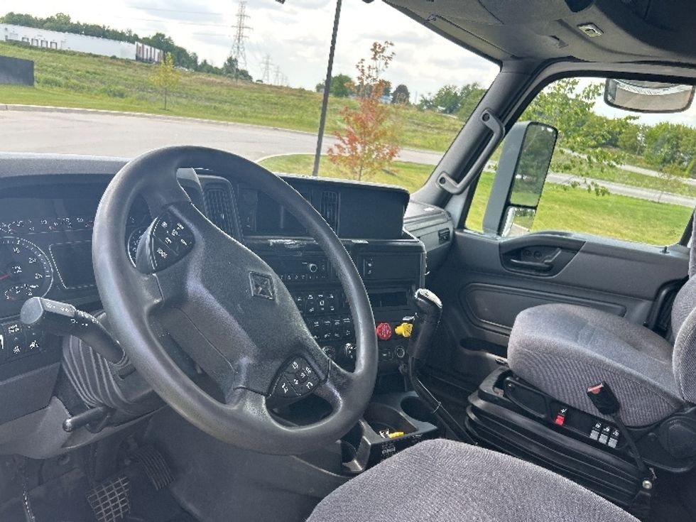 Sleeper Tractor-Heavy Duty Tractors-International-2021-LT625-Byron Center-MI-537,671\n\t\tmiles-$ 39,750 - Image 10