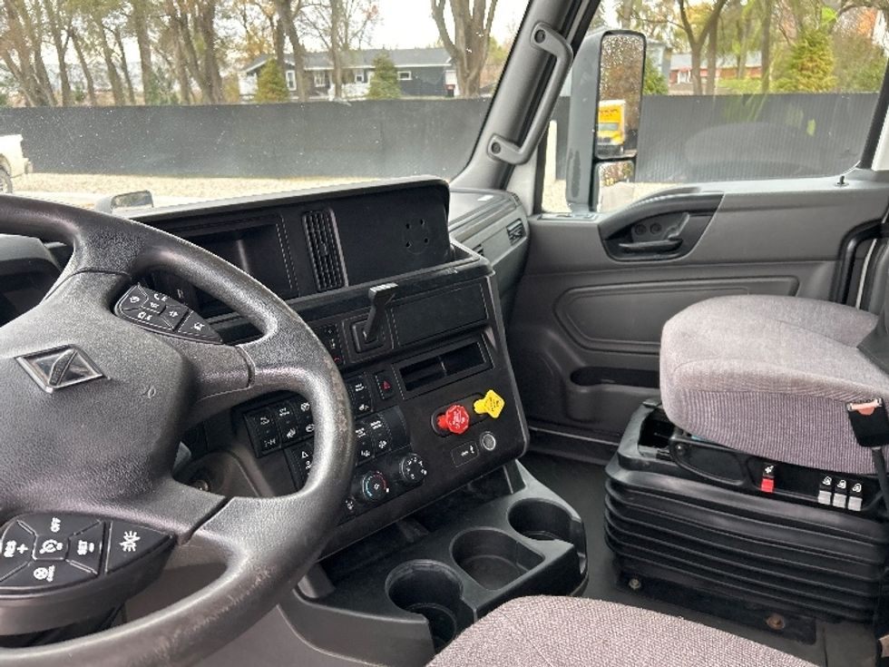 Sleeper Tractor-Heavy Duty Tractors-International-2021-LT625-Byron Center-MI-554,446\n\t\tmiles-$ 27,750 - Image 10