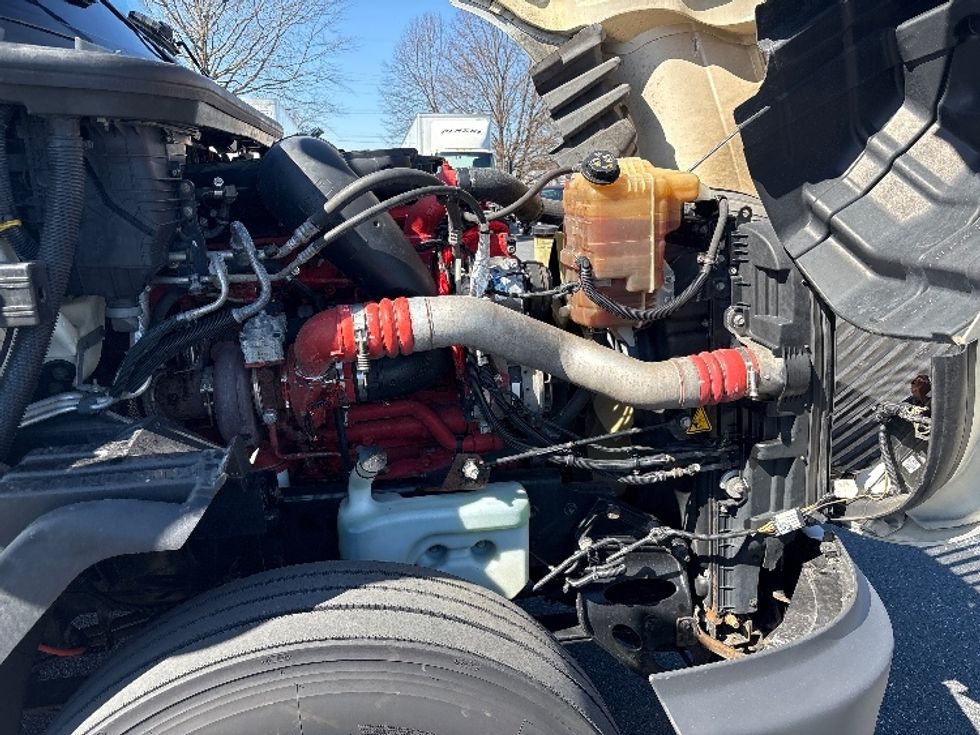 Sleeper Tractor-Heavy Duty Tractors-International-2021-LT625-Carlisle-PA-531,901\n\t\tmiles-$ 47,500 - Image 15