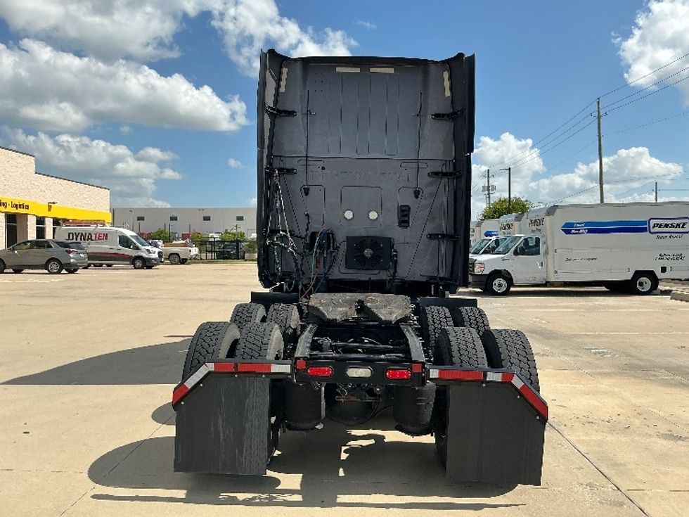 Sleeper Tractor-Heavy Duty Tractors-International-2021-LT625-Clackamas-OR-563,124\n\t\tmiles-$ 42,500 - Image 6