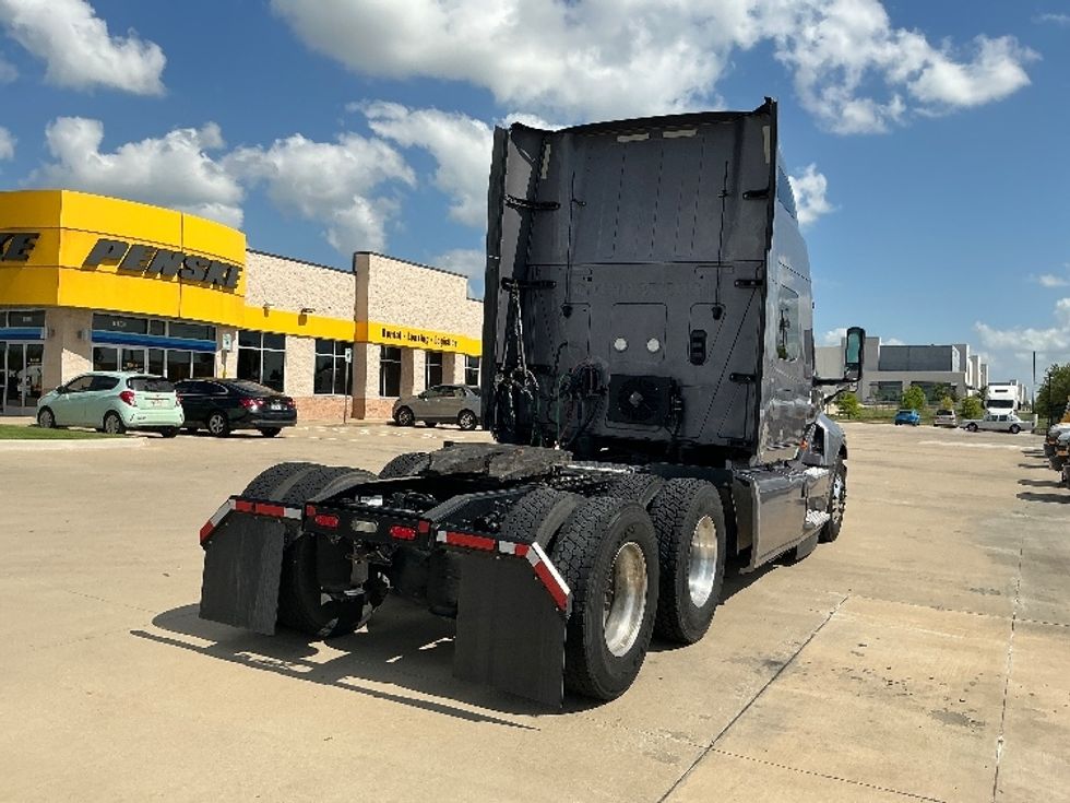 Sleeper Tractor-Heavy Duty Tractors-International-2021-LT625-Clackamas-OR-563,124\n\t\tmiles-$ 42,500 - Image 7