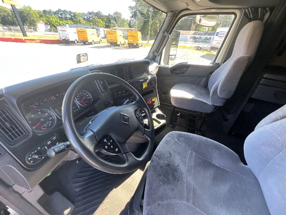 Sleeper Tractor-Heavy Duty Tractors-International-2021-LT625-Concord-NC-408,864\n\t\tmiles-$ 50,500 - Image 10