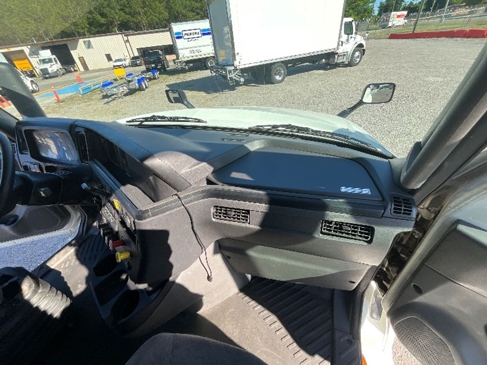 Sleeper Tractor-Heavy Duty Tractors-International-2021-LT625-Concord-NC-408,864\n\t\tmiles-$ 50,500 - Image 15