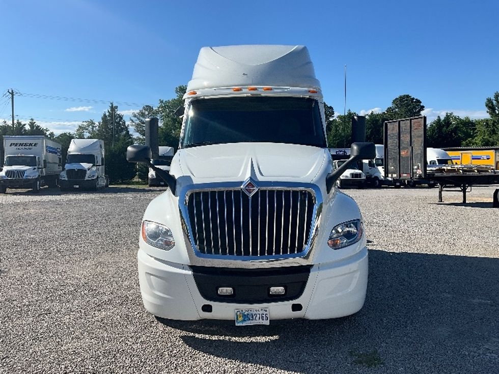 Sleeper Tractor-Heavy Duty Tractors-International-2021-LT625-Concord-NC-408,864\n\t\tmiles-$ 50,500 - Image 2