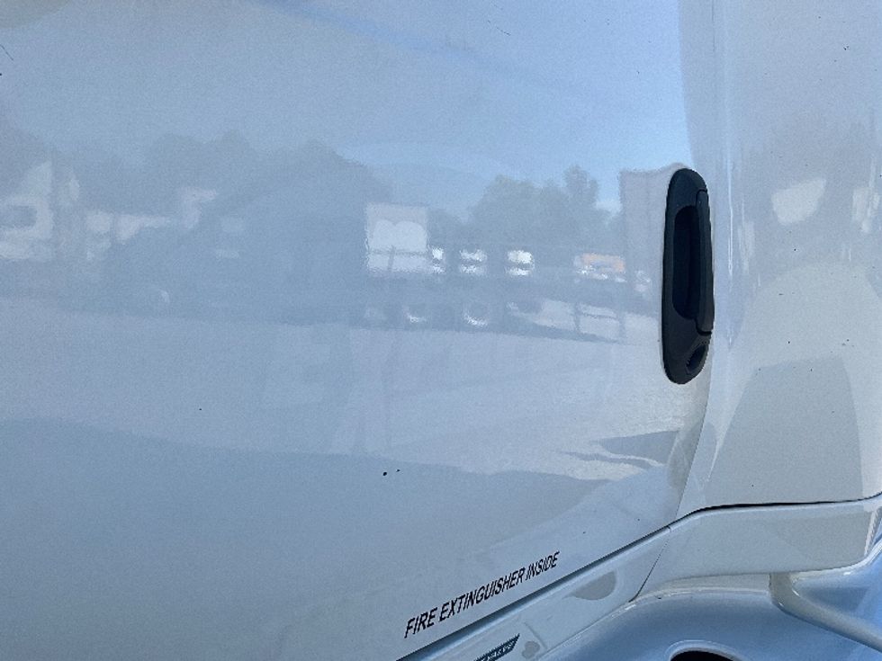 Sleeper Tractor-Heavy Duty Tractors-International-2021-LT625-Concord-NC-408,864\n\t\tmiles-$ 50,500 - Image 22