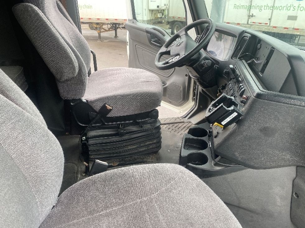 Sleeper Tractor-Heavy Duty Tractors-International-2021-LT625-Conklin-NY-433,997\n\t\tmiles-$ 59,750 - Image 15