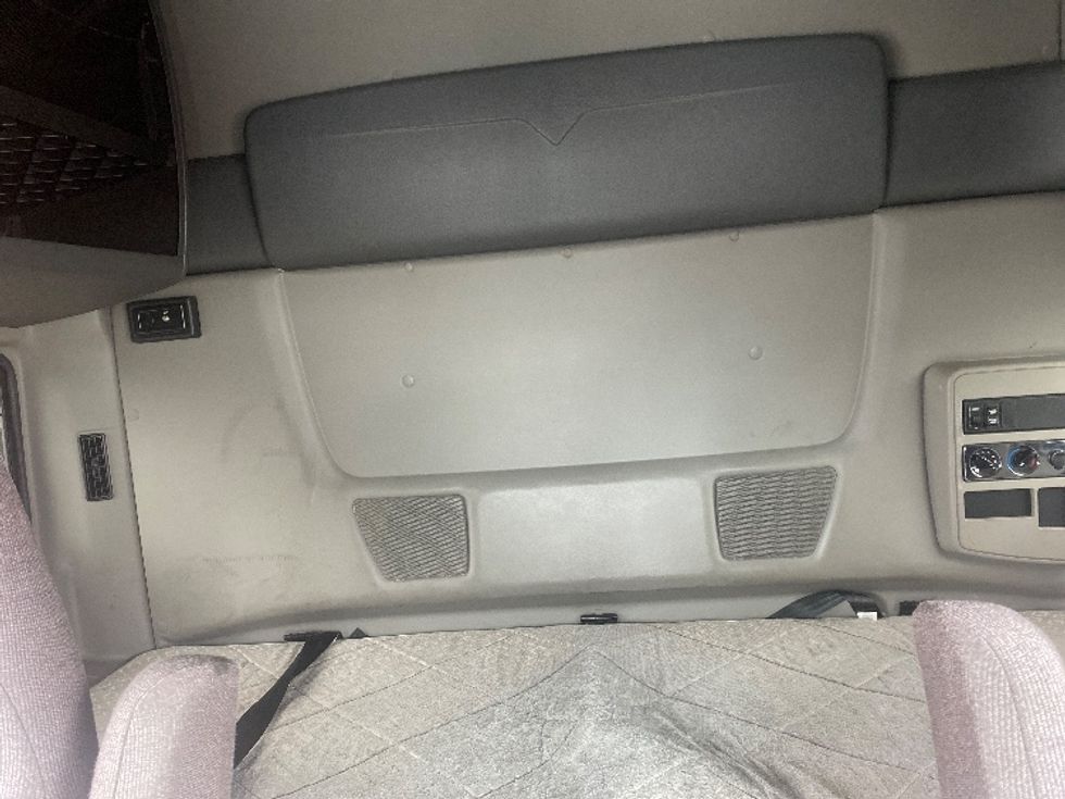 Sleeper Tractor-Heavy Duty Tractors-International-2021-LT625-Conklin-NY-433,997\n\t\tmiles-$ 59,750 - Image 16