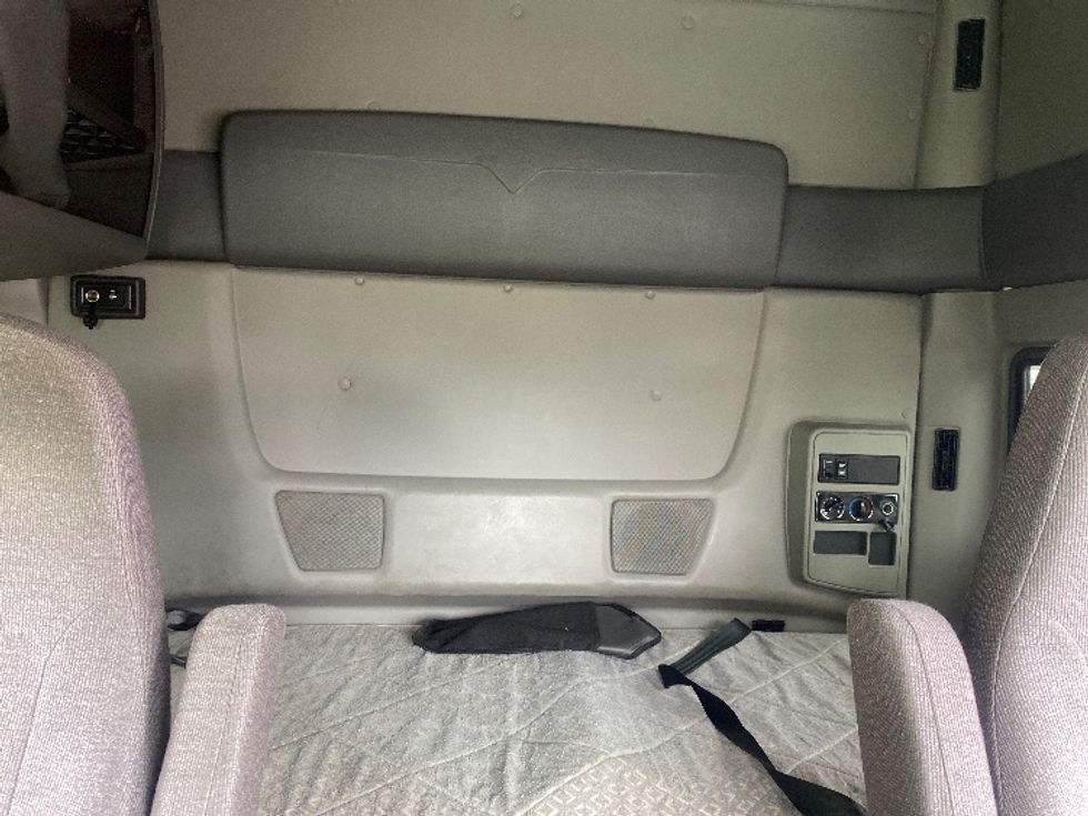 Sleeper Tractor-Heavy Duty Tractors-International-2021-LT625-Conklin-NY-514,937\n\t\tmiles-$ 52,750 - Image 16