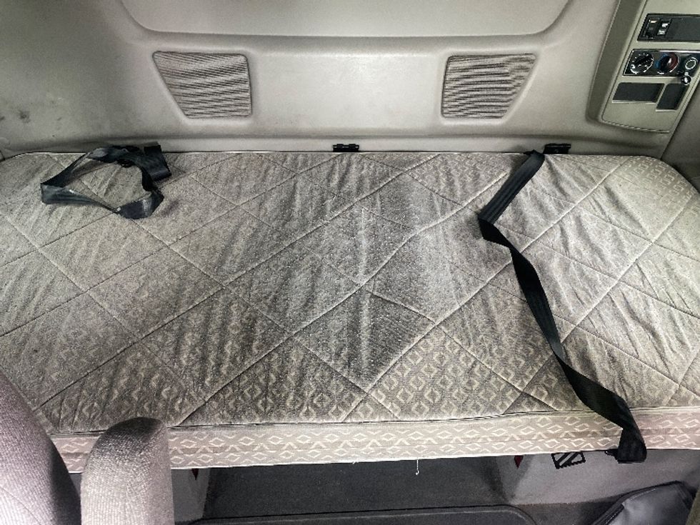 Sleeper Tractor-Heavy Duty Tractors-International-2021-LT625-Conklin-NY-514,937\n\t\tmiles-$ 52,750 - Image 17