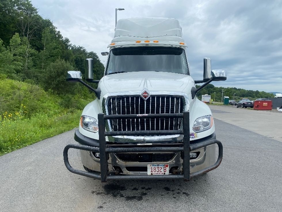 Sleeper Tractor-Heavy Duty Tractors-International-2021-LT625-Conklin-NY-514,937\n\t\tmiles-$ 52,750 - Image 2