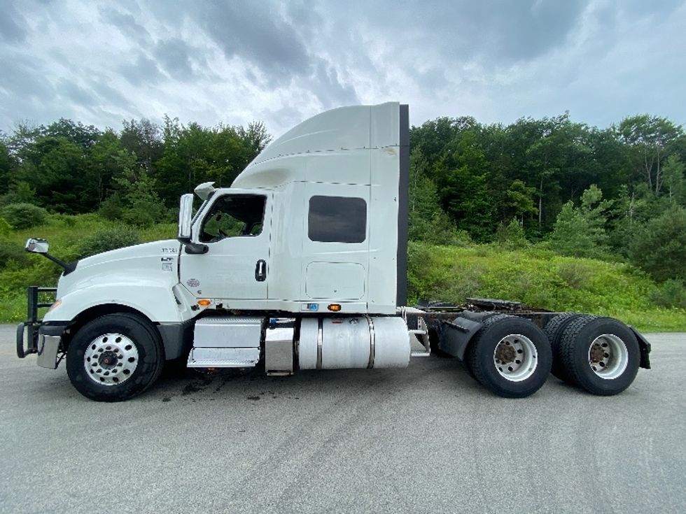 Sleeper Tractor-Heavy Duty Tractors-International-2021-LT625-Conklin-NY-514,937\n\t\tmiles-$ 52,750 - Image 4