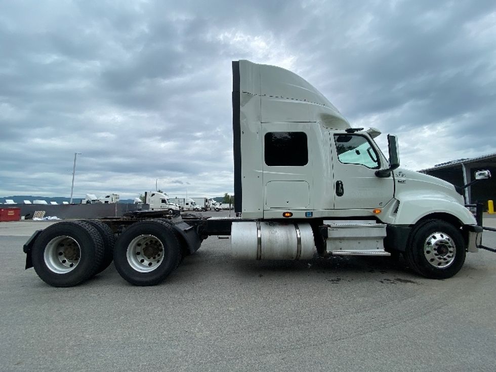 Sleeper Tractor-Heavy Duty Tractors-International-2021-LT625-Conklin-NY-514,937\n\t\tmiles-$ 52,750 - Image 8