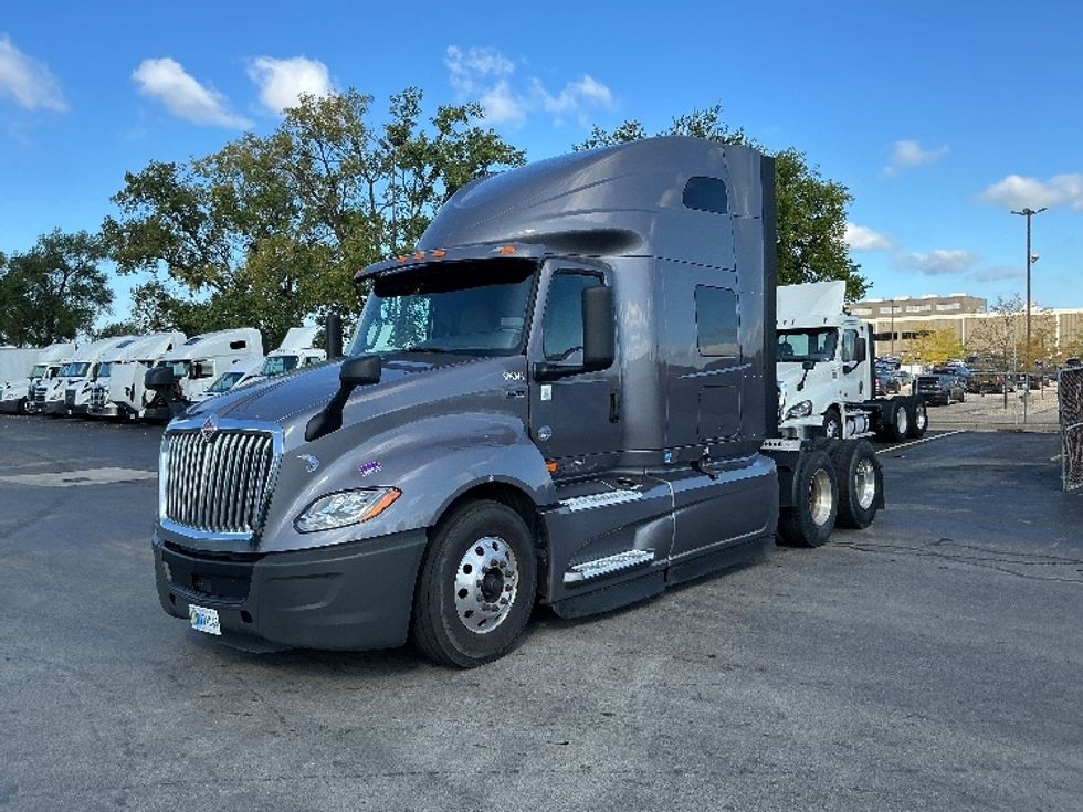 Sleeper Tractor-Heavy Duty Tractors-International-2021-LT625-East Chicago-IN-396,862\n\t\tmiles-$ 58,500 - Image 3
