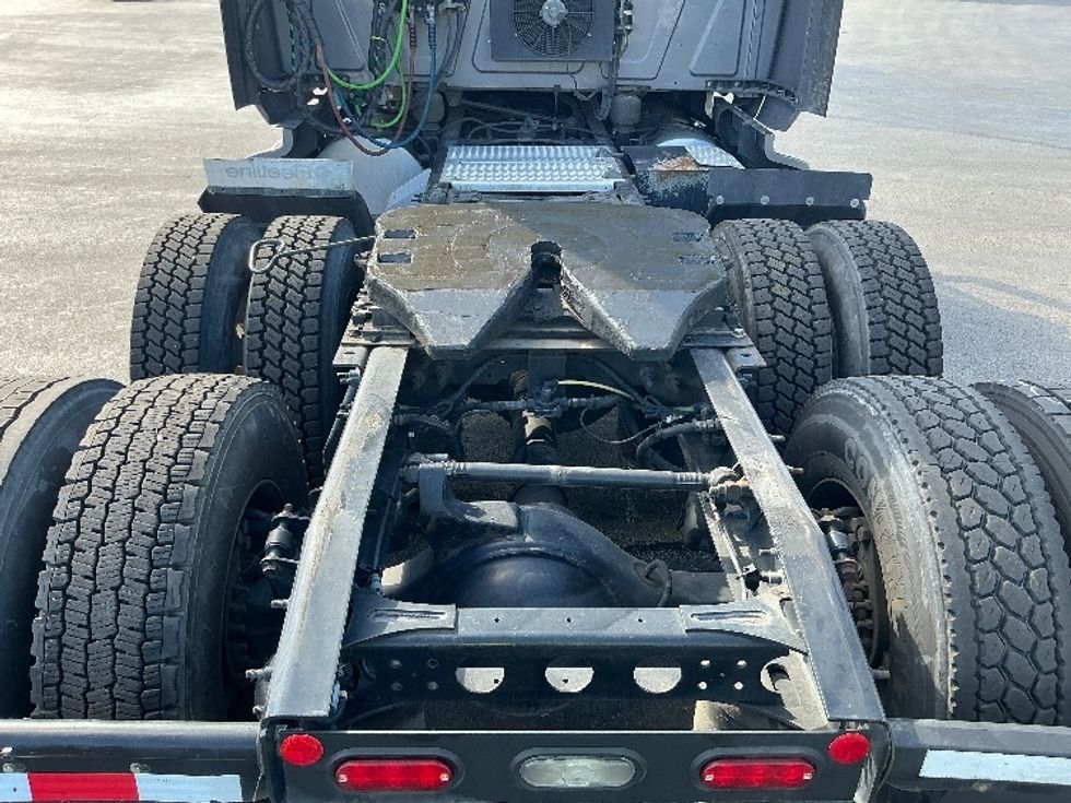 Sleeper Tractor-Heavy Duty Tractors-International-2021-LT625-East Chicago-IN-396,862\n\t\tmiles-$ 58,500 - Image 6
