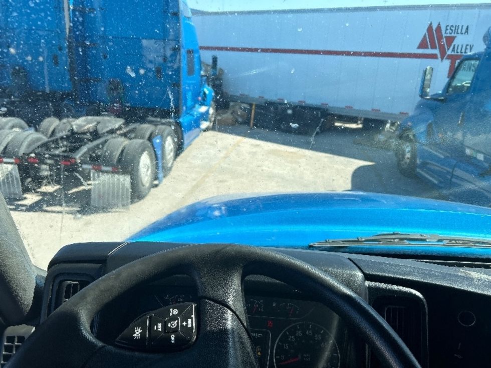 Sleeper Tractor-Heavy Duty Tractors-International-2021-LT625-El Paso-TX-578,944\n\t\tmiles-$ 38,250 - Image 11