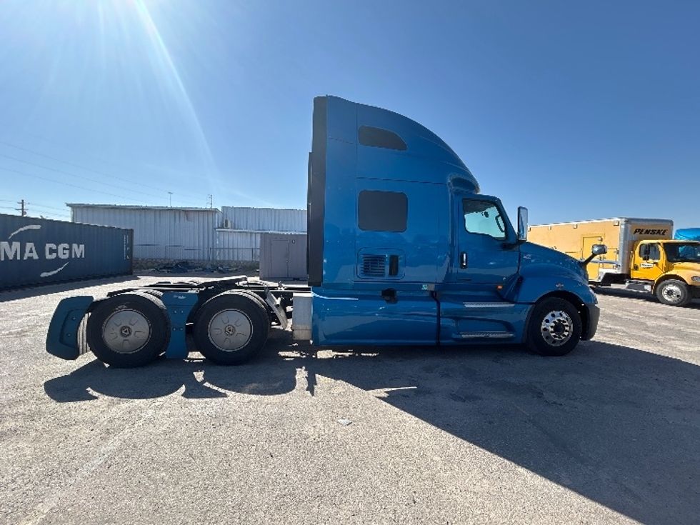 Sleeper Tractor-Heavy Duty Tractors-International-2021-LT625-El Paso-TX-593,176\n\t\tmiles-$ 40,750 - Image 8