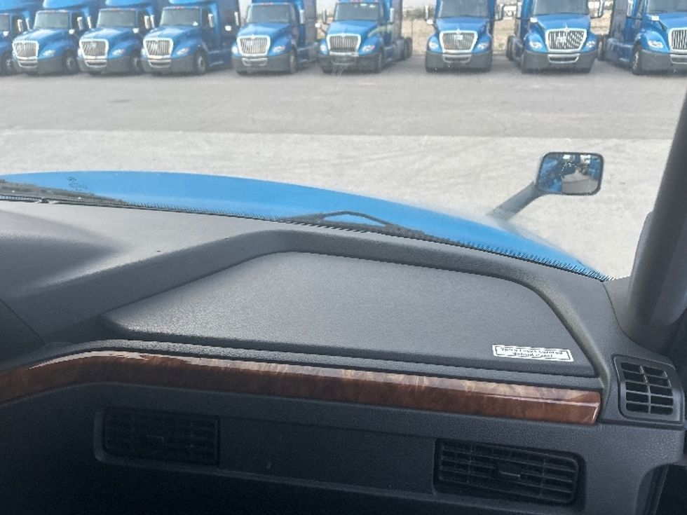 Sleeper Tractor-Heavy Duty Tractors-International-2021-LT625-El Paso-TX-601,905\n\t\tmiles-$ 41,500 - Image 14