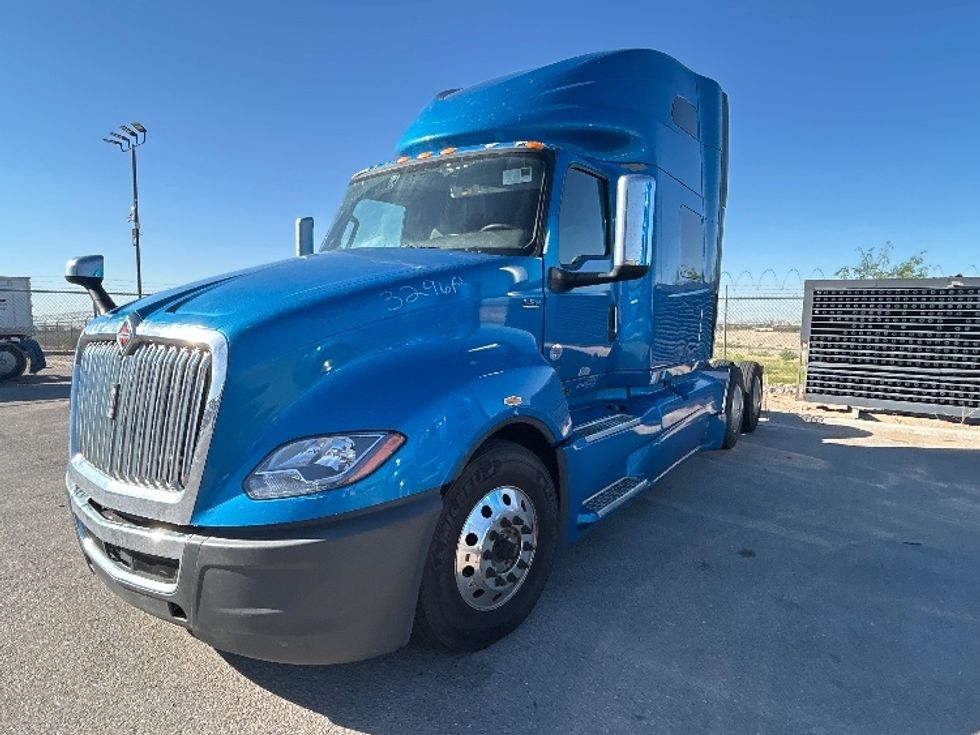 Sleeper Tractor-Heavy Duty Tractors-International-2021-LT625-El Paso-TX-608,749\n\t\tmiles-$ 41,250 - Image 3