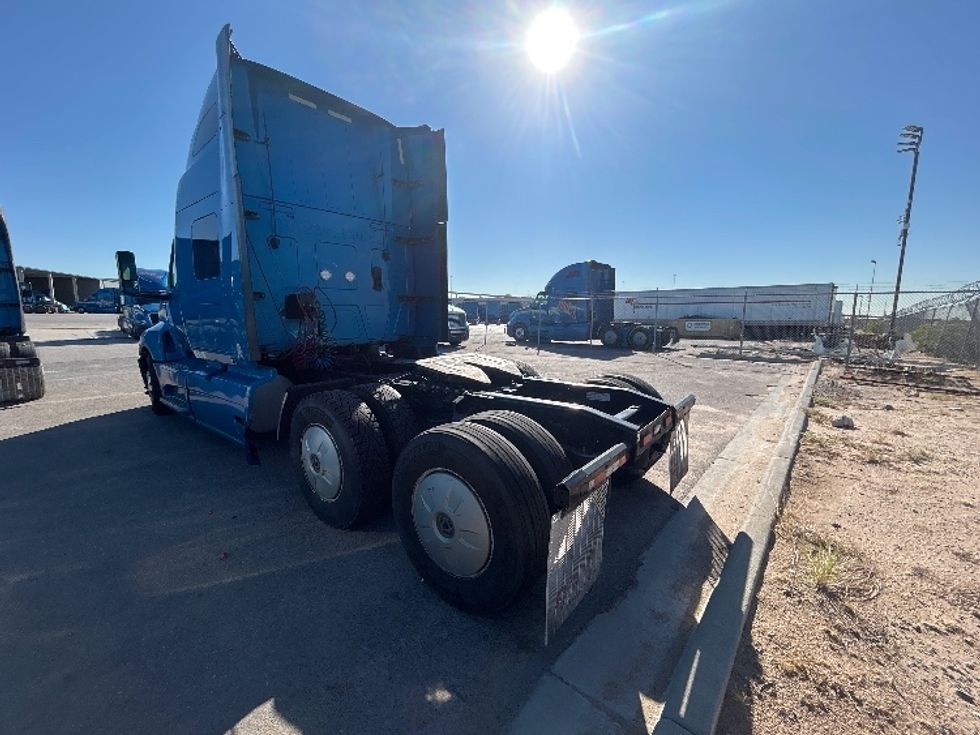 Sleeper Tractor-Heavy Duty Tractors-International-2021-LT625-El Paso-TX-608,749\n\t\tmiles-$ 41,250 - Image 5