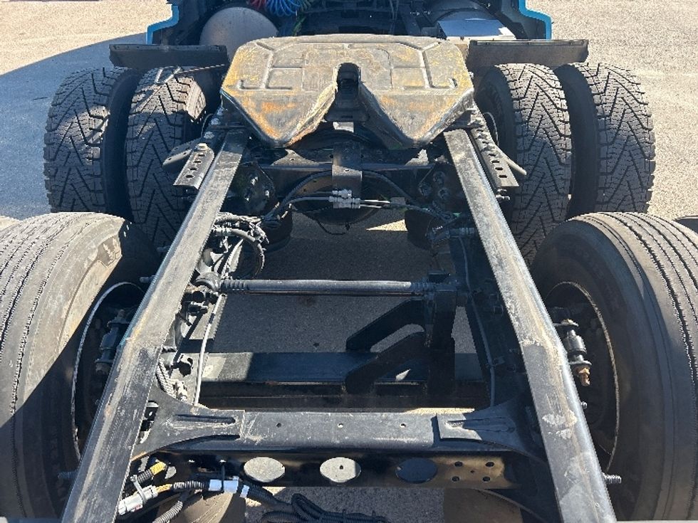 Sleeper Tractor-Heavy Duty Tractors-International-2021-LT625-El Paso-TX-608,749\n\t\tmiles-$ 41,250 - Image 6