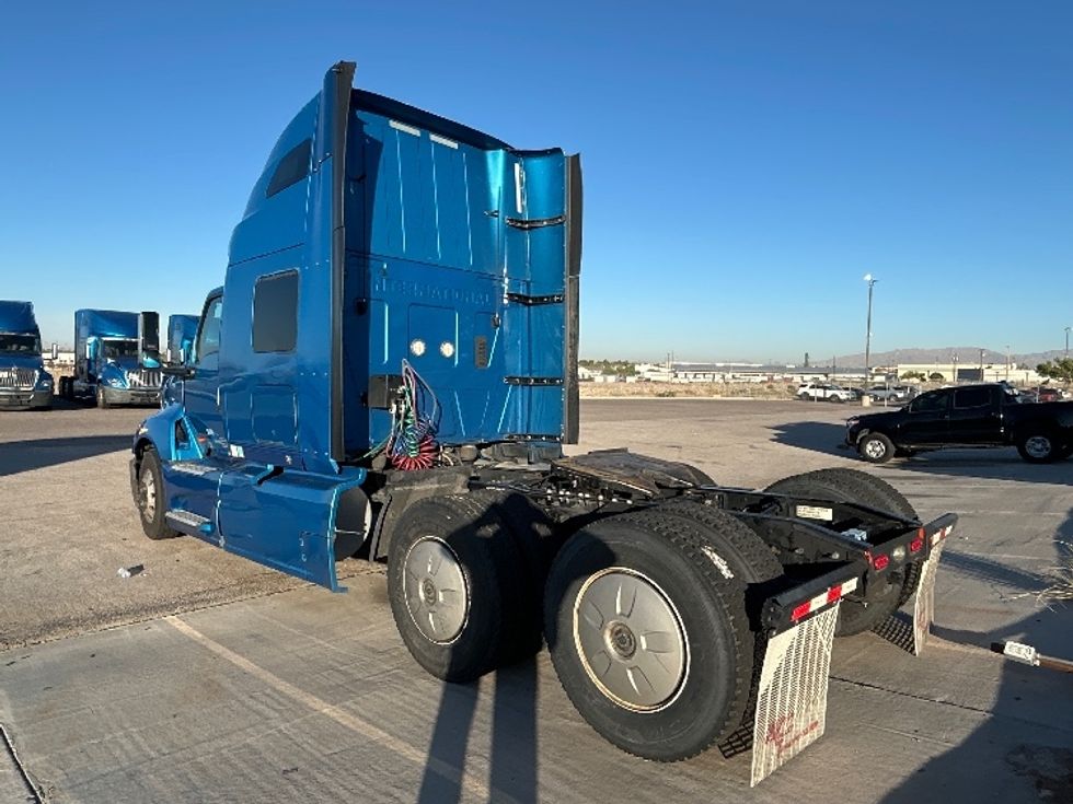 Sleeper Tractor-Heavy Duty Tractors-International-2021-LT625-El Paso-TX-614,442\n\t\tmiles-$ 40,750 - Image 5