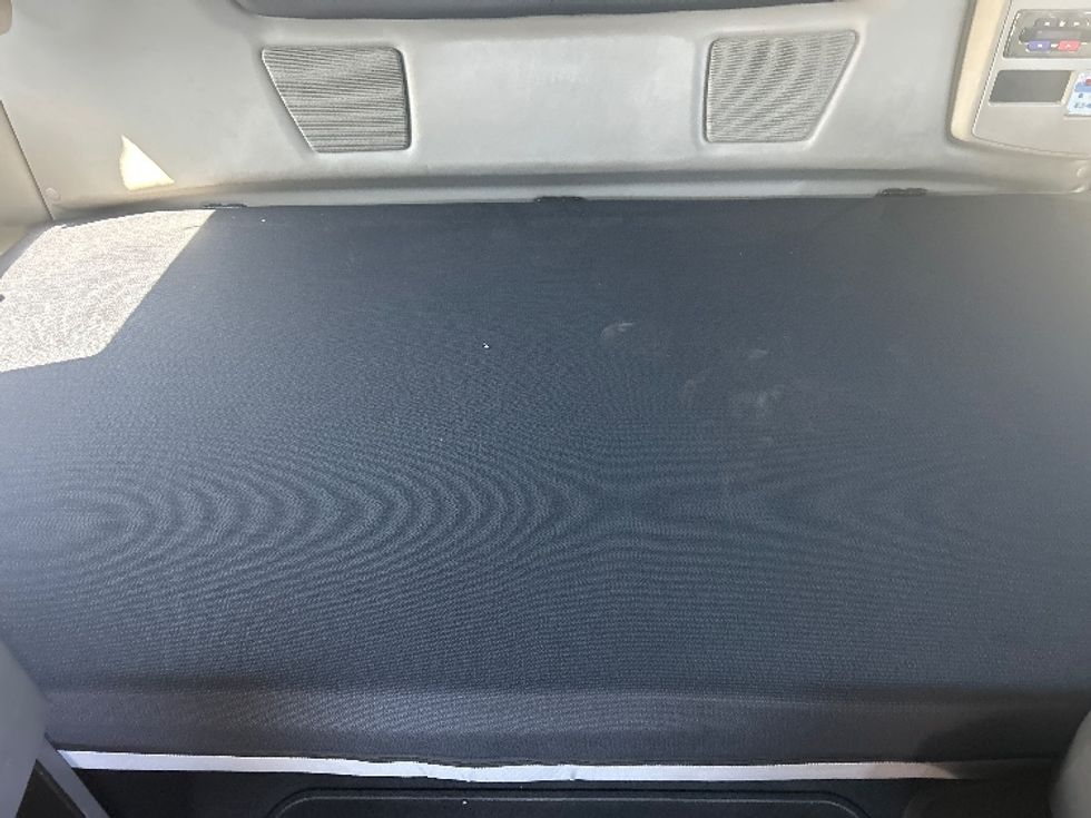 Sleeper Tractor-Heavy Duty Tractors-International-2021-LT625-El Paso-TX-621,007\n\t\tmiles-$ 28,250 - Image 17