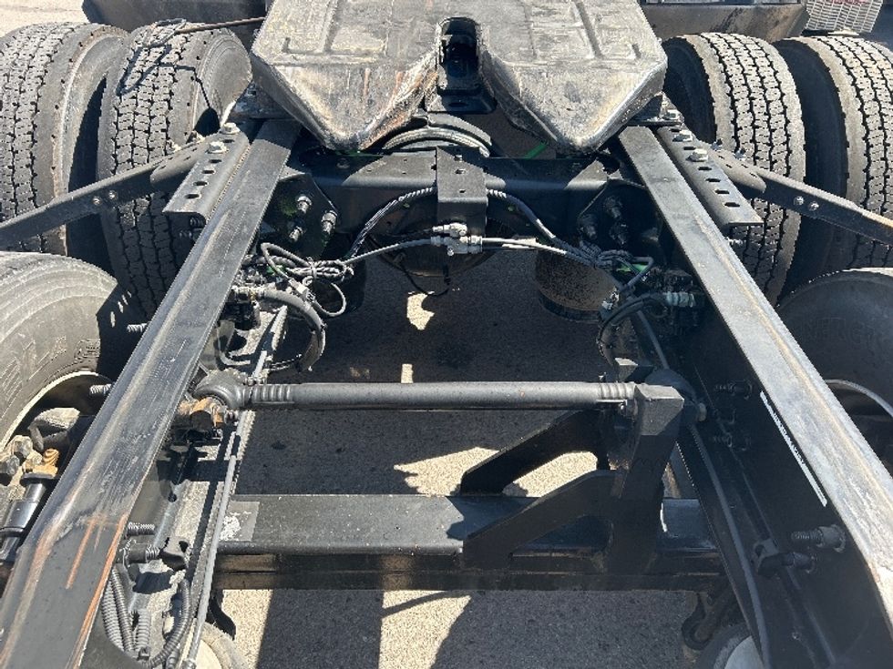 Sleeper Tractor-Heavy Duty Tractors-International-2021-LT625-El Paso-TX-621,007\n\t\tmiles-$ 28,250 - Image 6