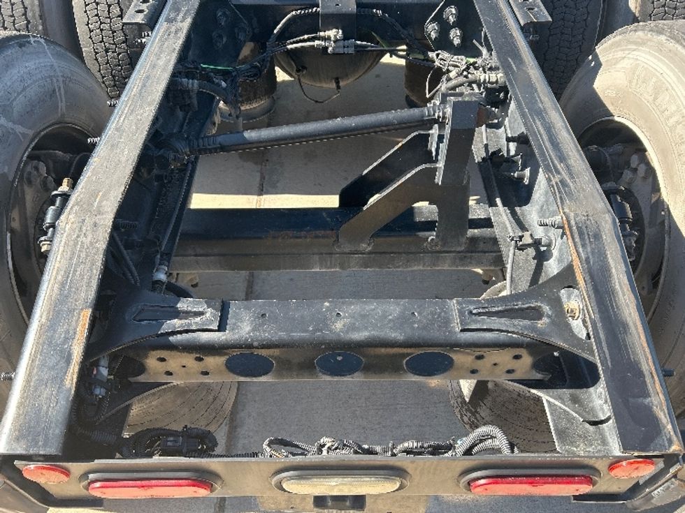 Sleeper Tractor-Heavy Duty Tractors-International-2021-LT625-El Paso-TX-637,359\n\t\tmiles-$ 27,750 - Image 6