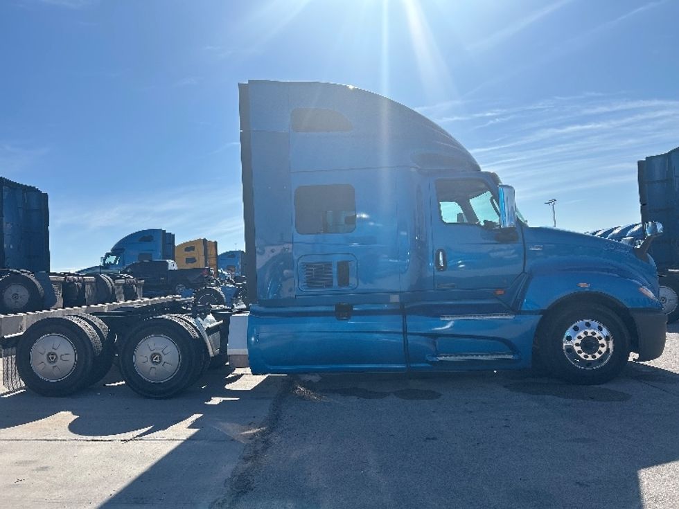 Sleeper Tractor-Heavy Duty Tractors-International-2021-LT625-El Paso-TX-637,359\n\t\tmiles-$ 27,750 - Image 8
