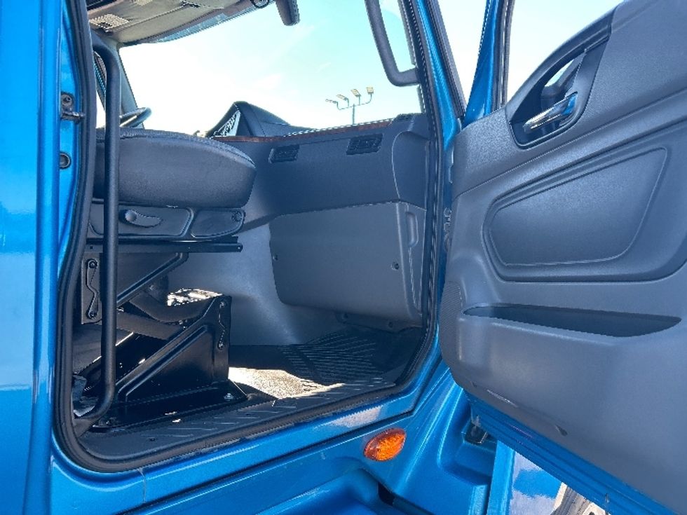 Sleeper Tractor-Heavy Duty Tractors-International-2021-LT625-El Paso-TX-643,367\n\t\tmiles-$ 36,000 - Image 13
