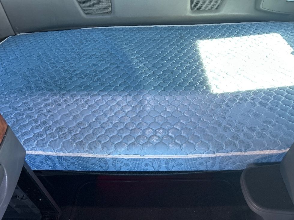 Sleeper Tractor-Heavy Duty Tractors-International-2021-LT625-El Paso-TX-643,367\n\t\tmiles-$ 36,000 - Image 17