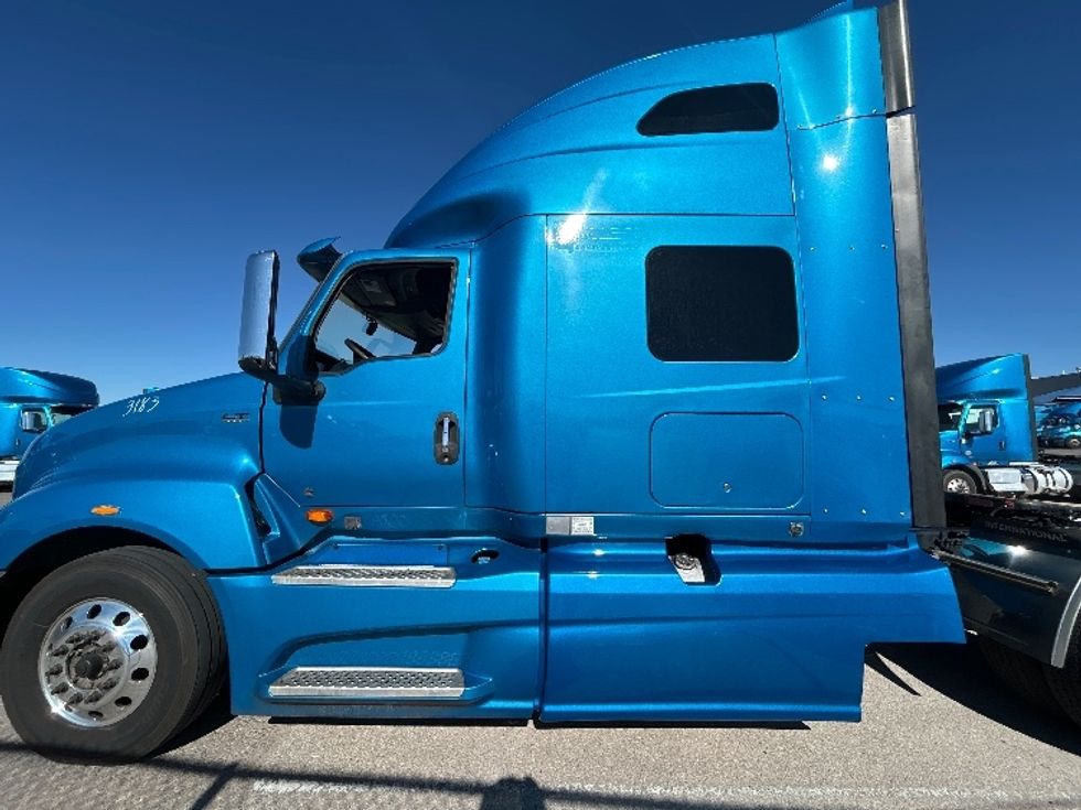 Sleeper Tractor-Heavy Duty Tractors-International-2021-LT625-El Paso-TX-643,367\n\t\tmiles-$ 36,000 - Image 4