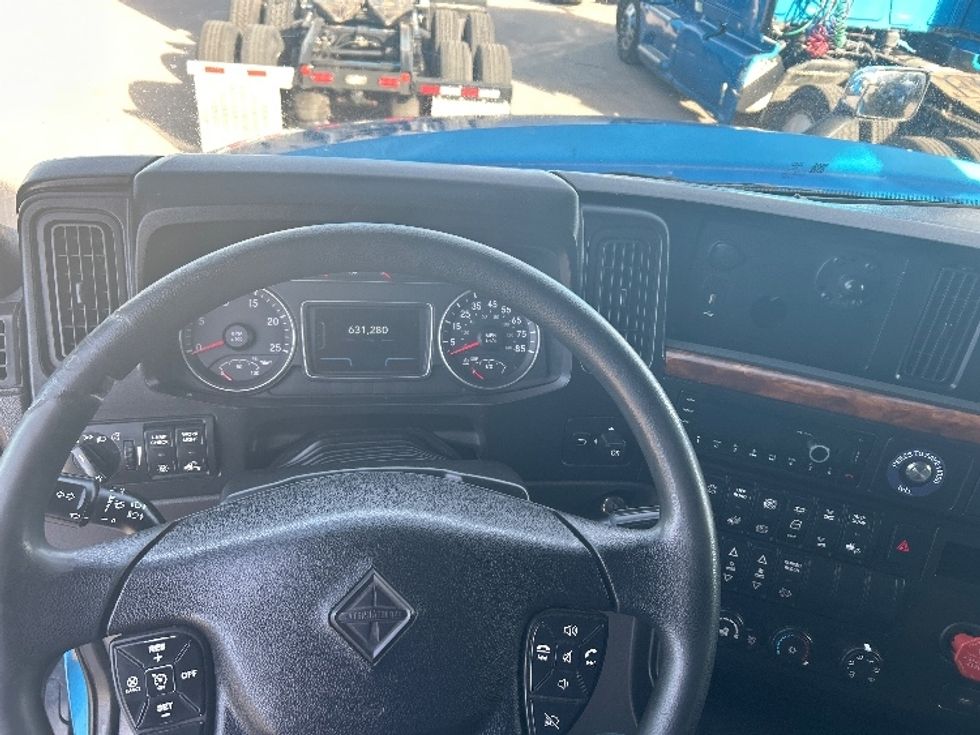 Sleeper Tractor-Heavy Duty Tractors-International-2021-LT625-El Paso-TX-643,505\n\t\tmiles-$ 32,500 - Image 11