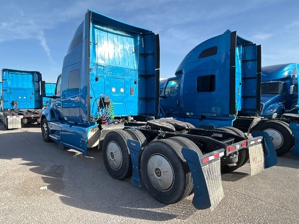 Sleeper Tractor-Heavy Duty Tractors-International-2021-LT625-El Paso-TX-643,505\n\t\tmiles-$ 32,500 - Image 5