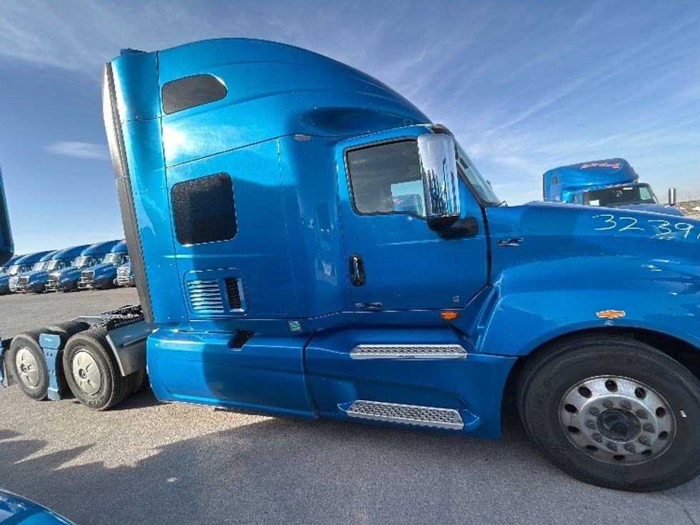 Sleeper Tractor-Heavy Duty Tractors-International-2021-LT625-El Paso-TX-643,505\n\t\tmiles-$ 32,500 - Image 8