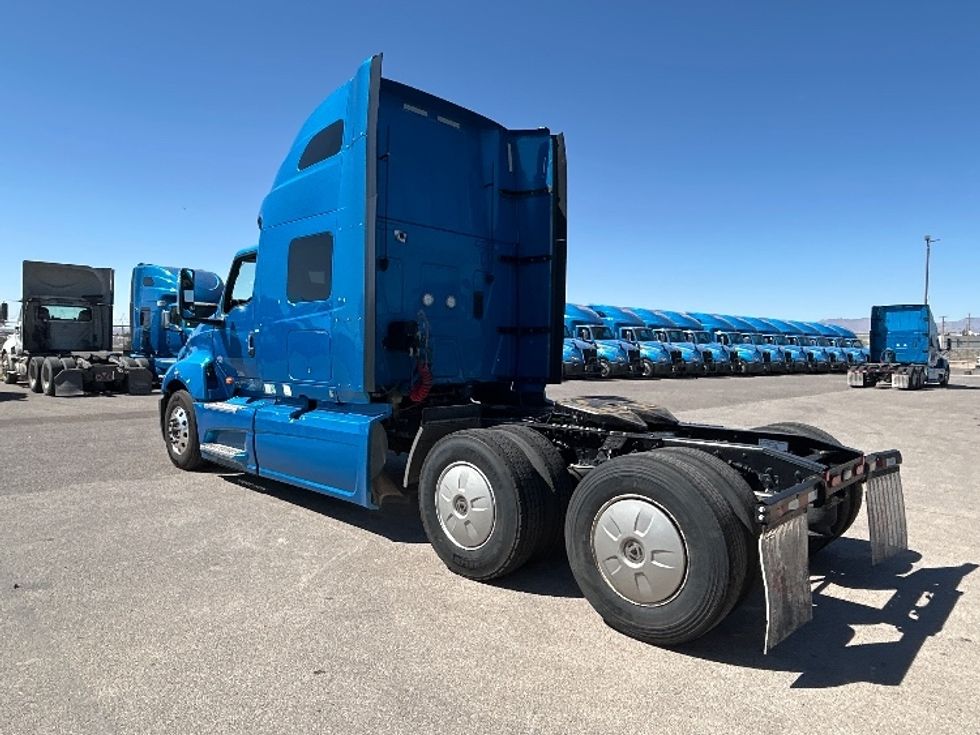 Sleeper Tractor-Heavy Duty Tractors-International-2021-LT625-El Paso-TX-653,490\n\t\tmiles-$ 27,750 - Image 5