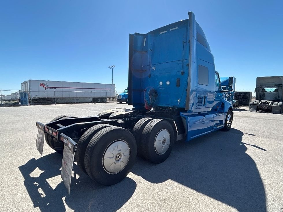 Sleeper Tractor-Heavy Duty Tractors-International-2021-LT625-El Paso-TX-653,490\n\t\tmiles-$ 27,750 - Image 7