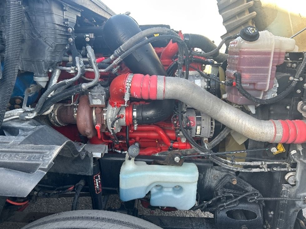 Sleeper Tractor-Heavy Duty Tractors-International-2021-LT625-El Paso-TX-660,539\n\t\tmiles-$ 32,500 - Image 20