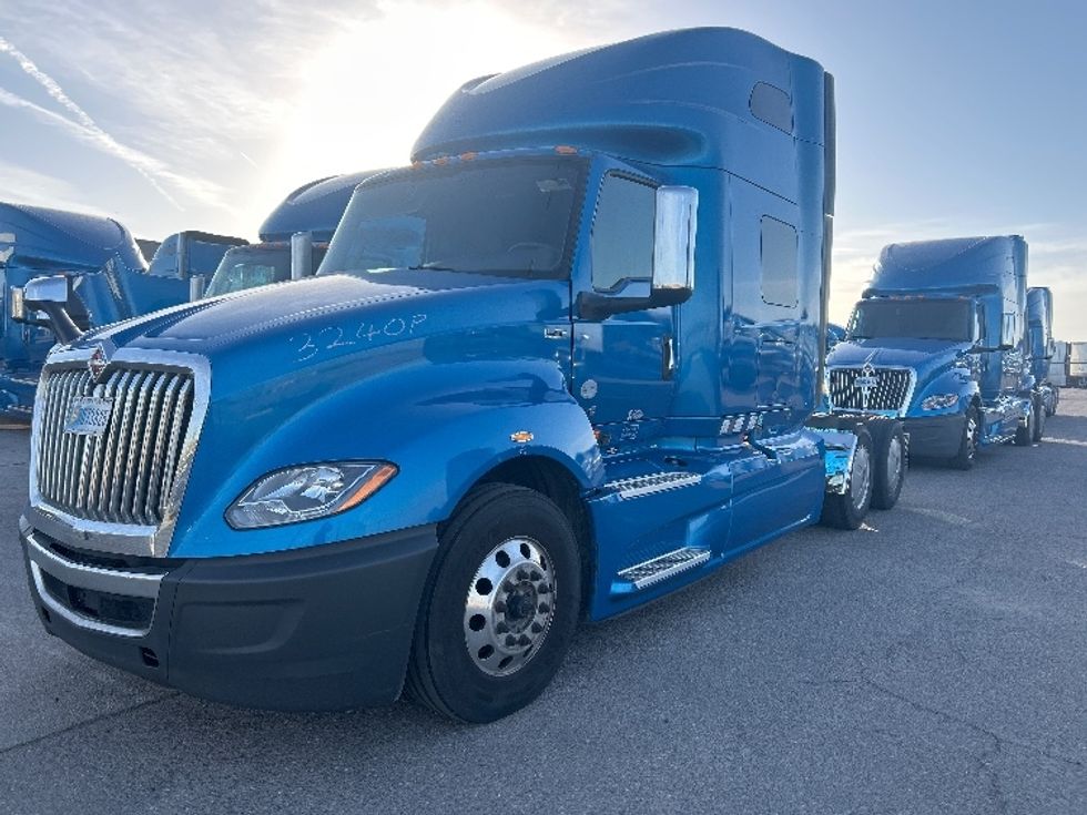 Sleeper Tractor-Heavy Duty Tractors-International-2021-LT625-El Paso-TX-660,539\n\t\tmiles-$ 32,500 - Image 3