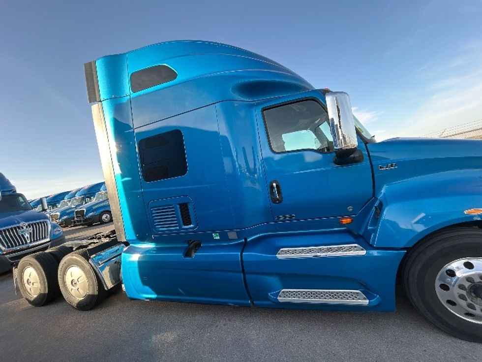 Sleeper Tractor-Heavy Duty Tractors-International-2021-LT625-El Paso-TX-660,539\n\t\tmiles-$ 32,500 - Image 8