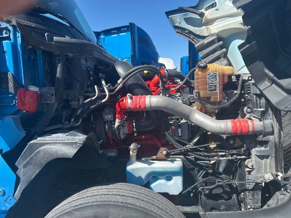 Sleeper Tractor-Heavy Duty Tractors-International-2021-LT625-El Paso-TX-664,112\n\t\tmiles-$ 33,250 - Image 20