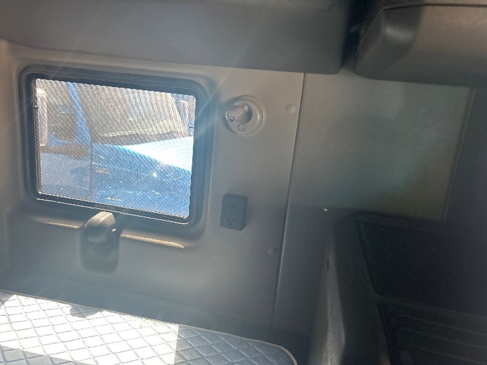 Sleeper Tractor-Heavy Duty Tractors-International-2021-LT625-El Paso-TX-672,807\n\t\tmiles-$ 33,250 - Image 18