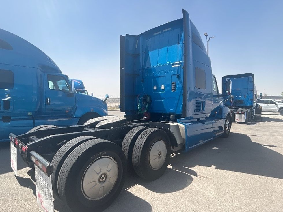 Sleeper Tractor-Heavy Duty Tractors-International-2021-LT625-El Paso-TX-672,807\n\t\tmiles-$ 33,250 - Image 7
