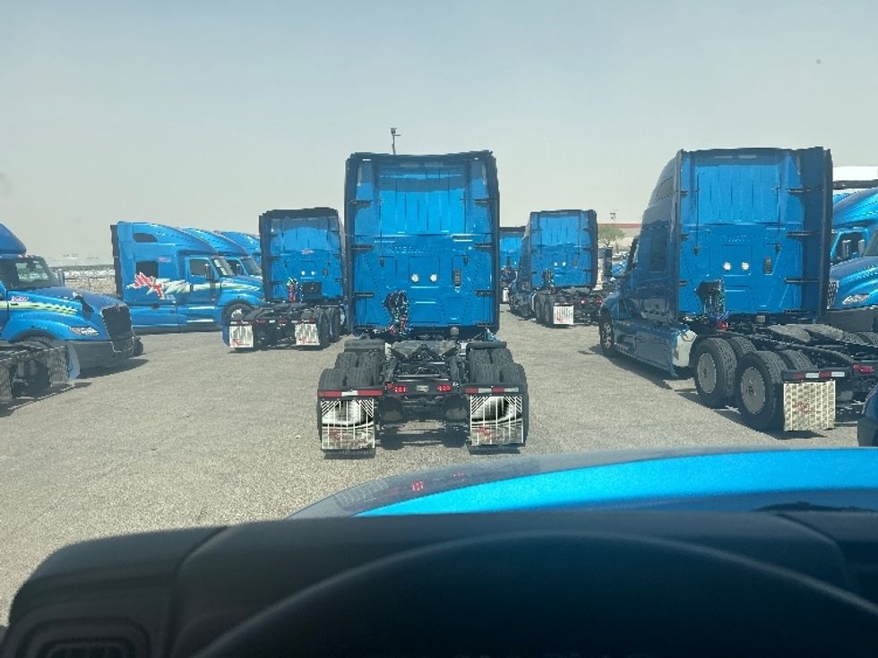 Sleeper Tractor-Heavy Duty Tractors-International-2021-LT625-El Paso-TX-673,908\n\t\tmiles-$ 33,250 - Image 11