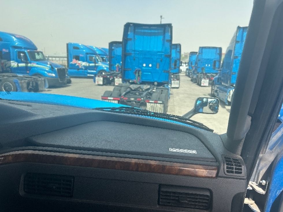 Sleeper Tractor-Heavy Duty Tractors-International-2021-LT625-El Paso-TX-673,908\n\t\tmiles-$ 33,250 - Image 14