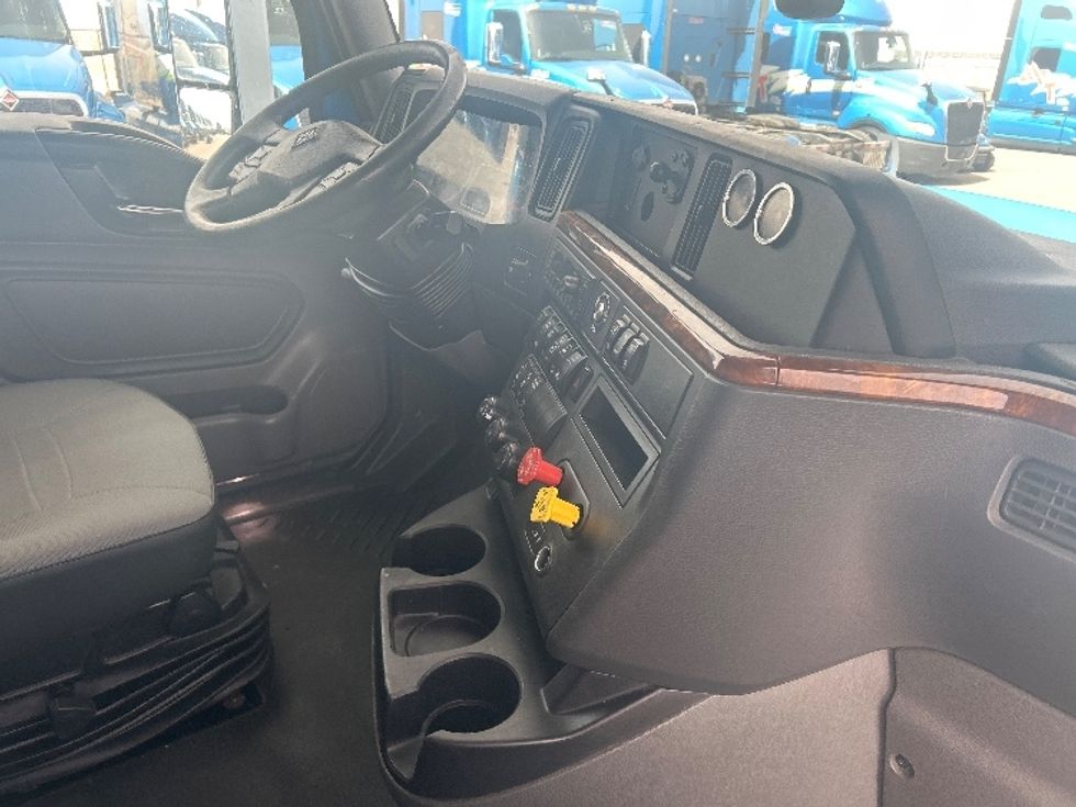 Sleeper Tractor-Heavy Duty Tractors-International-2021-LT625-El Paso-TX-673,908\n\t\tmiles-$ 33,250 - Image 15