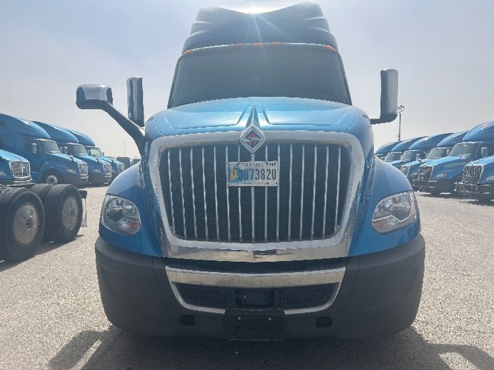 Sleeper Tractor-Heavy Duty Tractors-International-2021-LT625-El Paso-TX-673,908\n\t\tmiles-$ 33,250 - Image 2