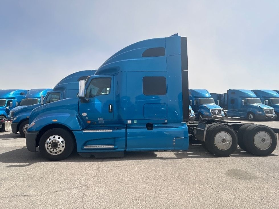 Sleeper Tractor-Heavy Duty Tractors-International-2021-LT625-El Paso-TX-673,908\n\t\tmiles-$ 33,250 - Image 4