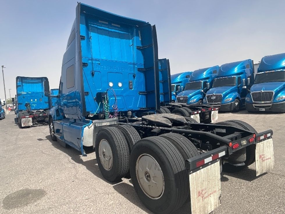Sleeper Tractor-Heavy Duty Tractors-International-2021-LT625-El Paso-TX-673,908\n\t\tmiles-$ 33,250 - Image 5